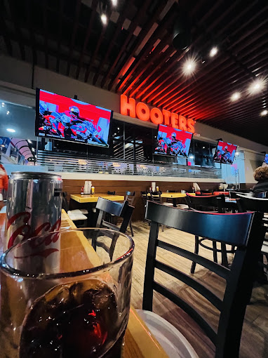 Hooters Centro Santa Fe