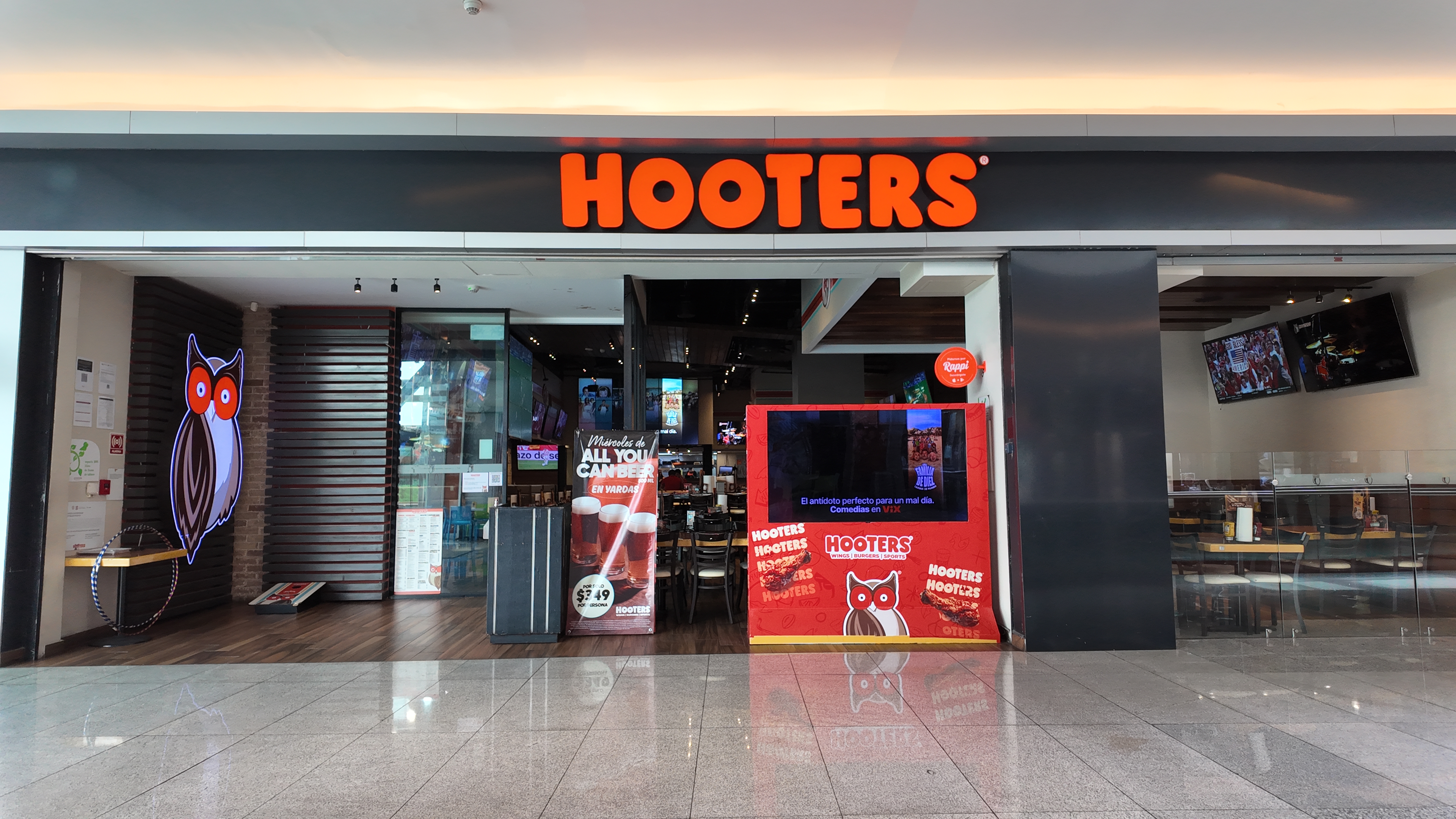 Hooters Parque Delta