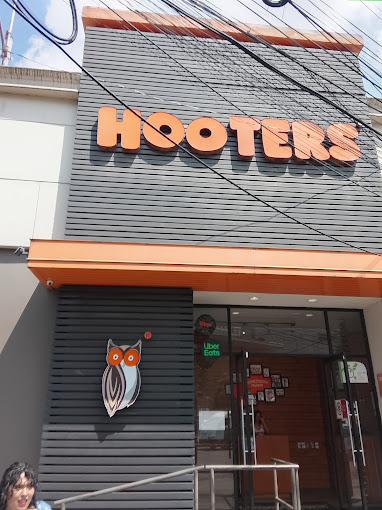 Hooters Polanco